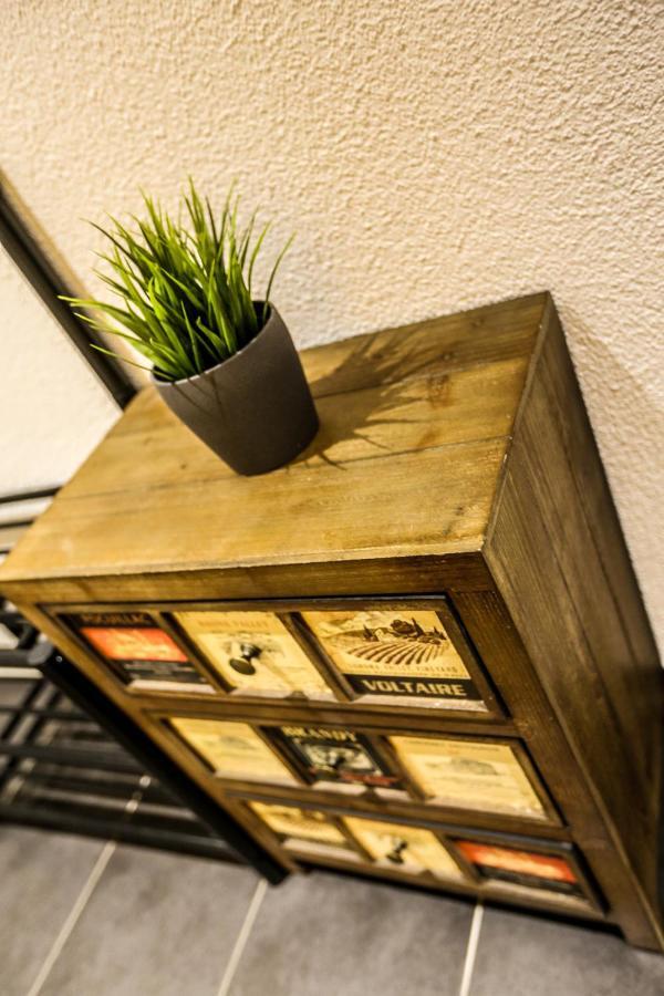 Appartement Turan FDH Buitenkant foto